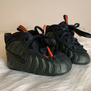 Nike Air Foamposite Pro Sequoia Sneakers